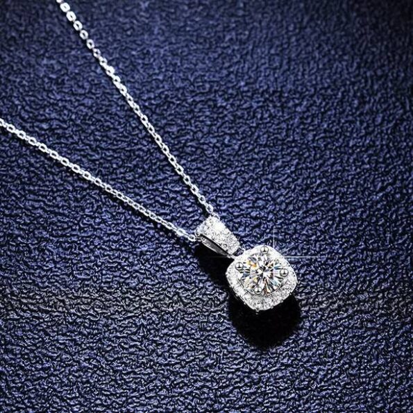 SIlver flower shaped chain |Birthday Gift | Anniversary...