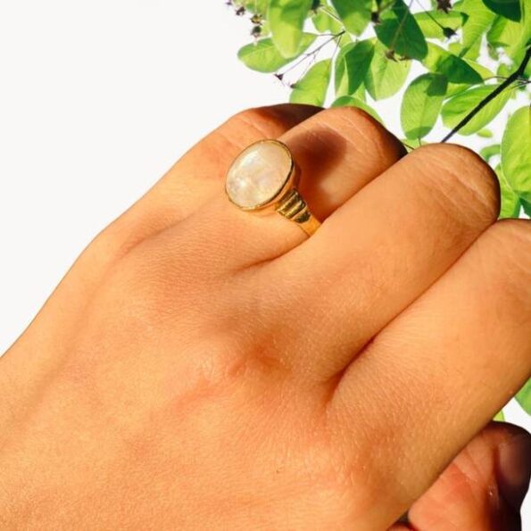 Most Demanded White Zircon Gemstone Ring Copper Zircon ...