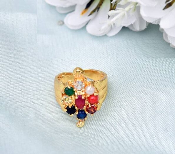 Natural 14.25 Ratti Blue sapphire Ring With Lab Certifi...