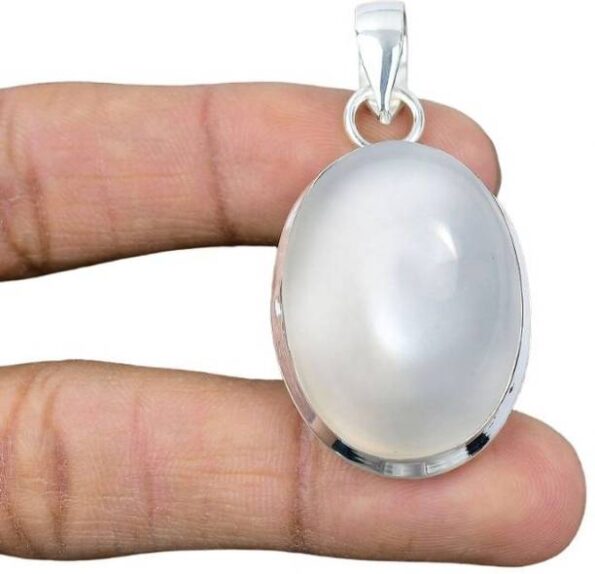 6.25 Ratti Created Pendant/Locket Gemstone By Lab Certi...