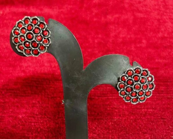 RED STONE STUD EARRING Alloy Stud Earring