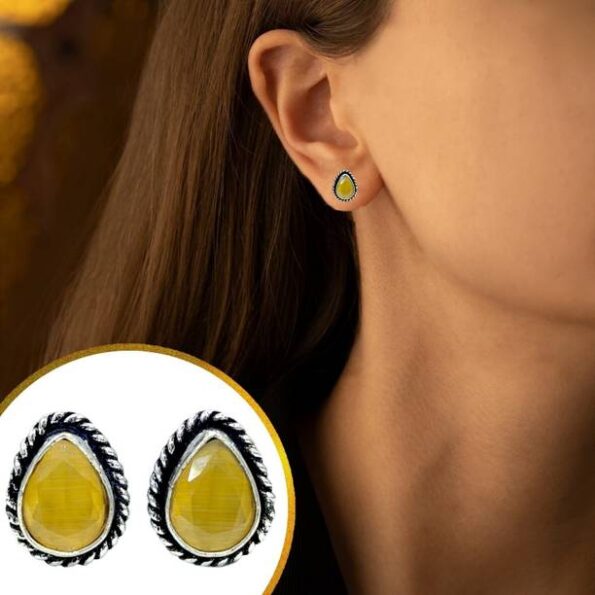 Fancy Party Wear Crystal Alloy Drops & Danglers